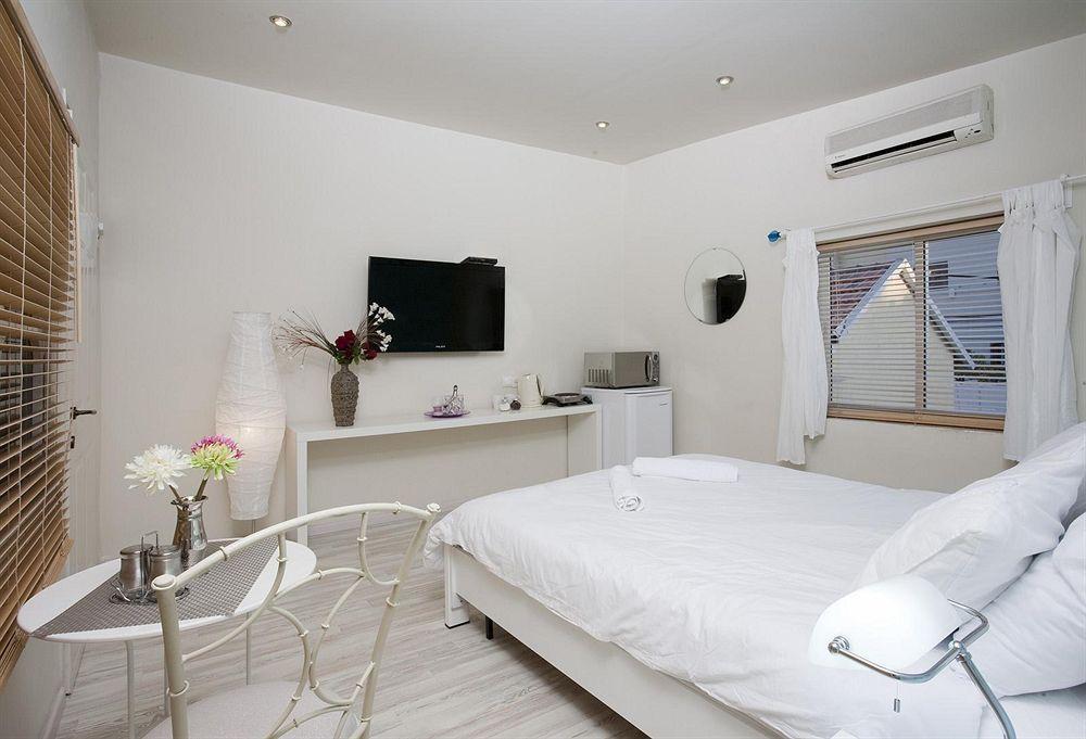 Levy - Neve Tzedek Aparthotel Tel Aviv Buitenkant foto